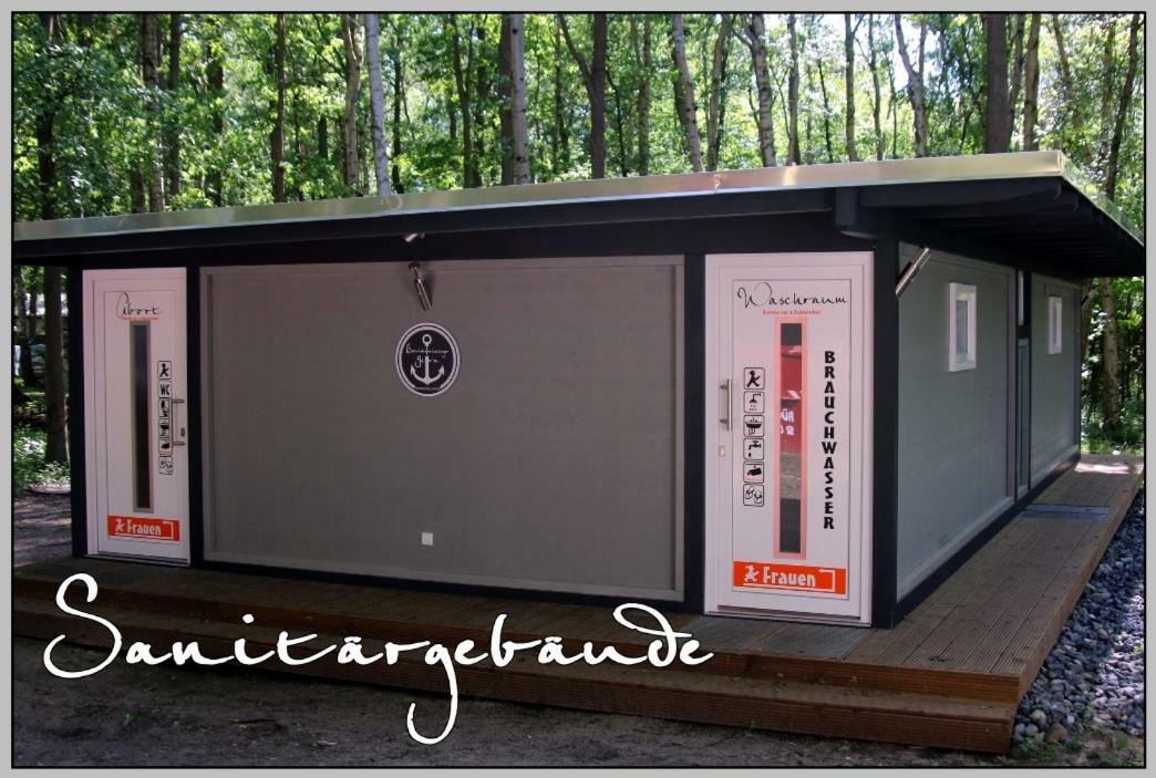Ddr Wohnwagen Qek Direkt Am Strand Dranske Exterior foto